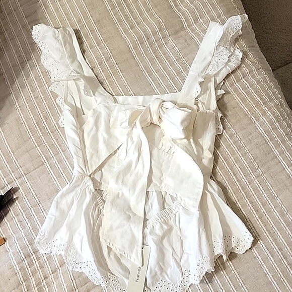 BRAND NEW | Eyelet Bow Back Blouse - Picture 2 of 4